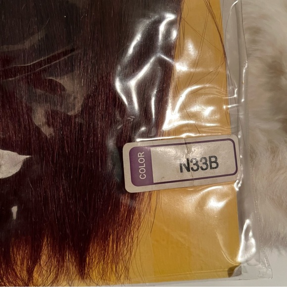 Outre Premium New Yaki 100% Human Tangle Free Hair Extension - Picture 4 of 12